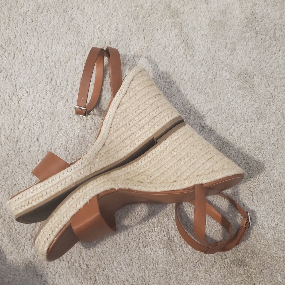 Wedges🍒 - Picture 5 of 10